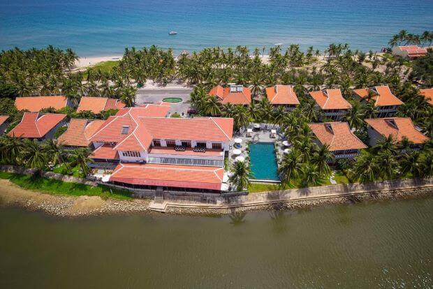 Top 8 khách sạn Hội An view biển - Hội An Beach Resort